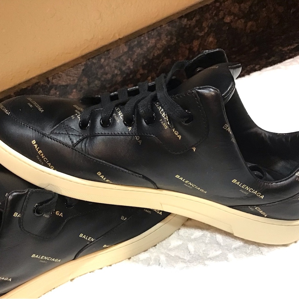Balenciaga Shoes - Picture 7 of 15